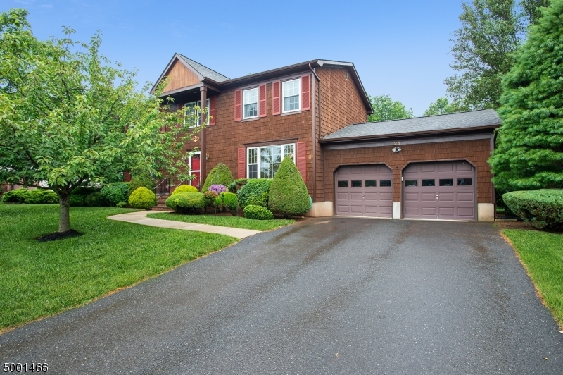 Property Photo: 25 Snowbourn Pl NJ 08844