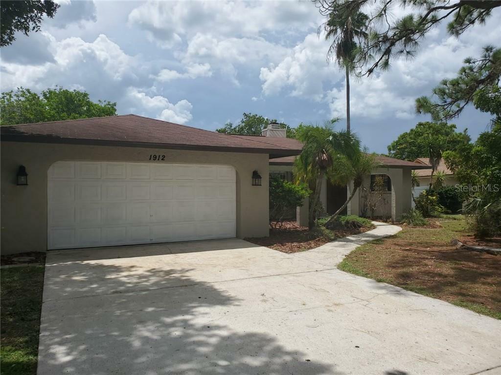 Property Photo:  1912 38th Street W  FL 34205 