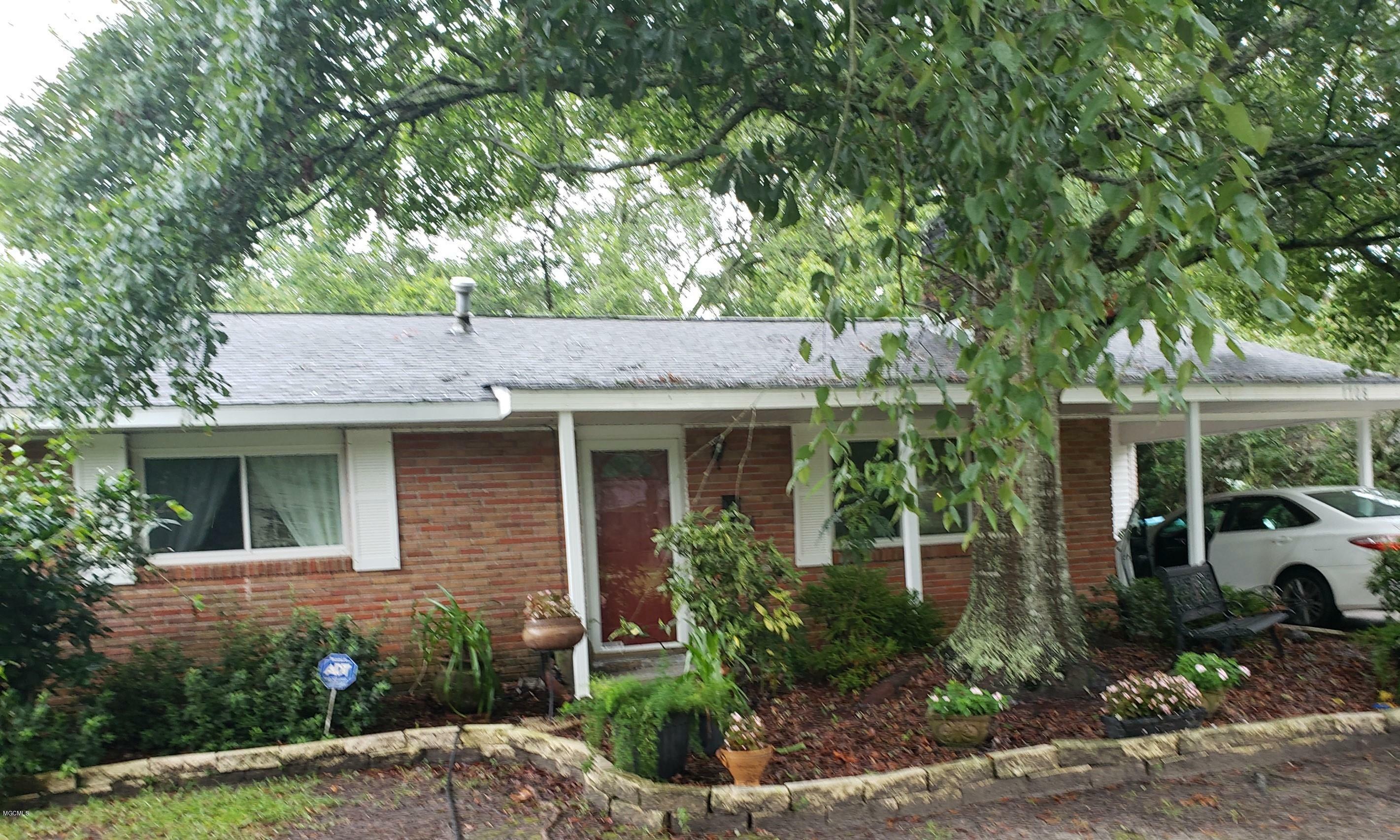 Property Photo:  1708 Cahill Drive  MS 39507 