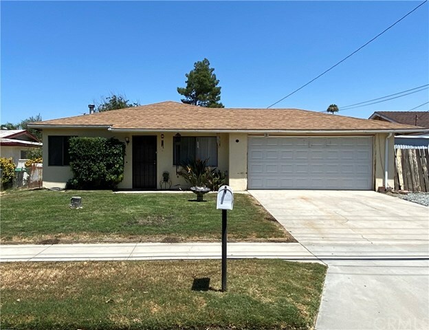 Property Photo: 574 E Johnston Avenue CA 92543
