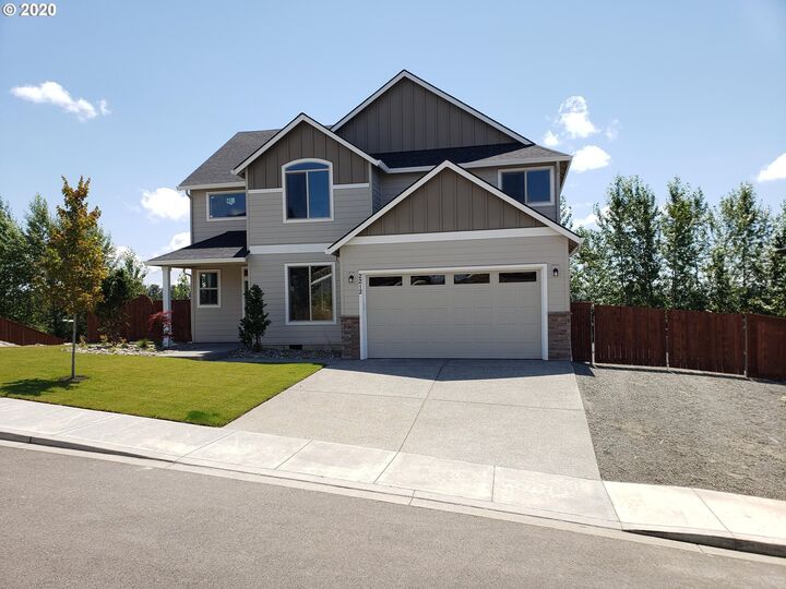 627 E Tanoak Ave  La Center WA 98629 photo