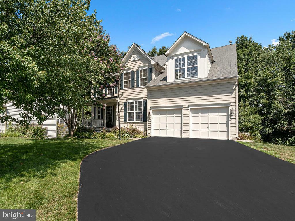 Property Photo:  42826 Bluestone Court  VA 20148 