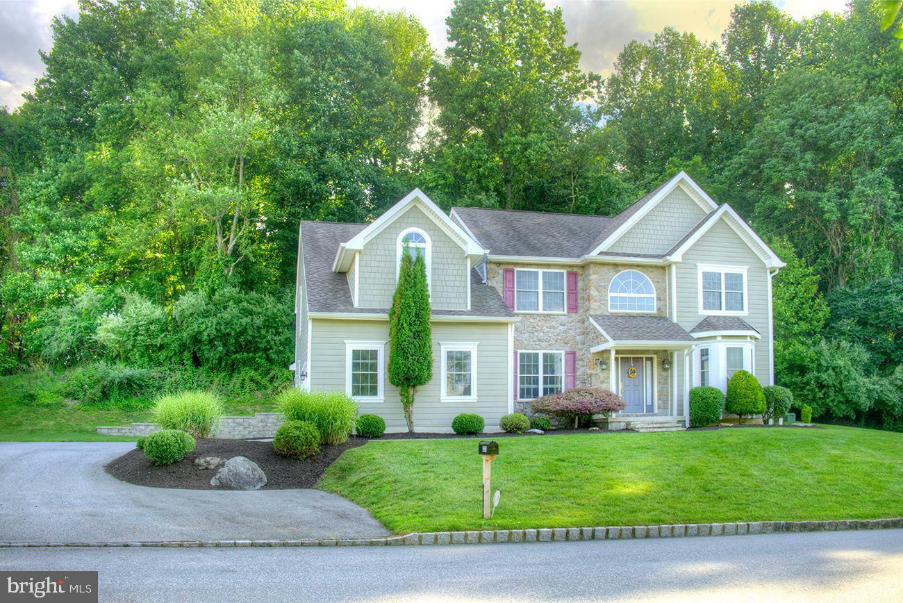 Property Photo:  823 Shadebrush Ridge  PA 19382 