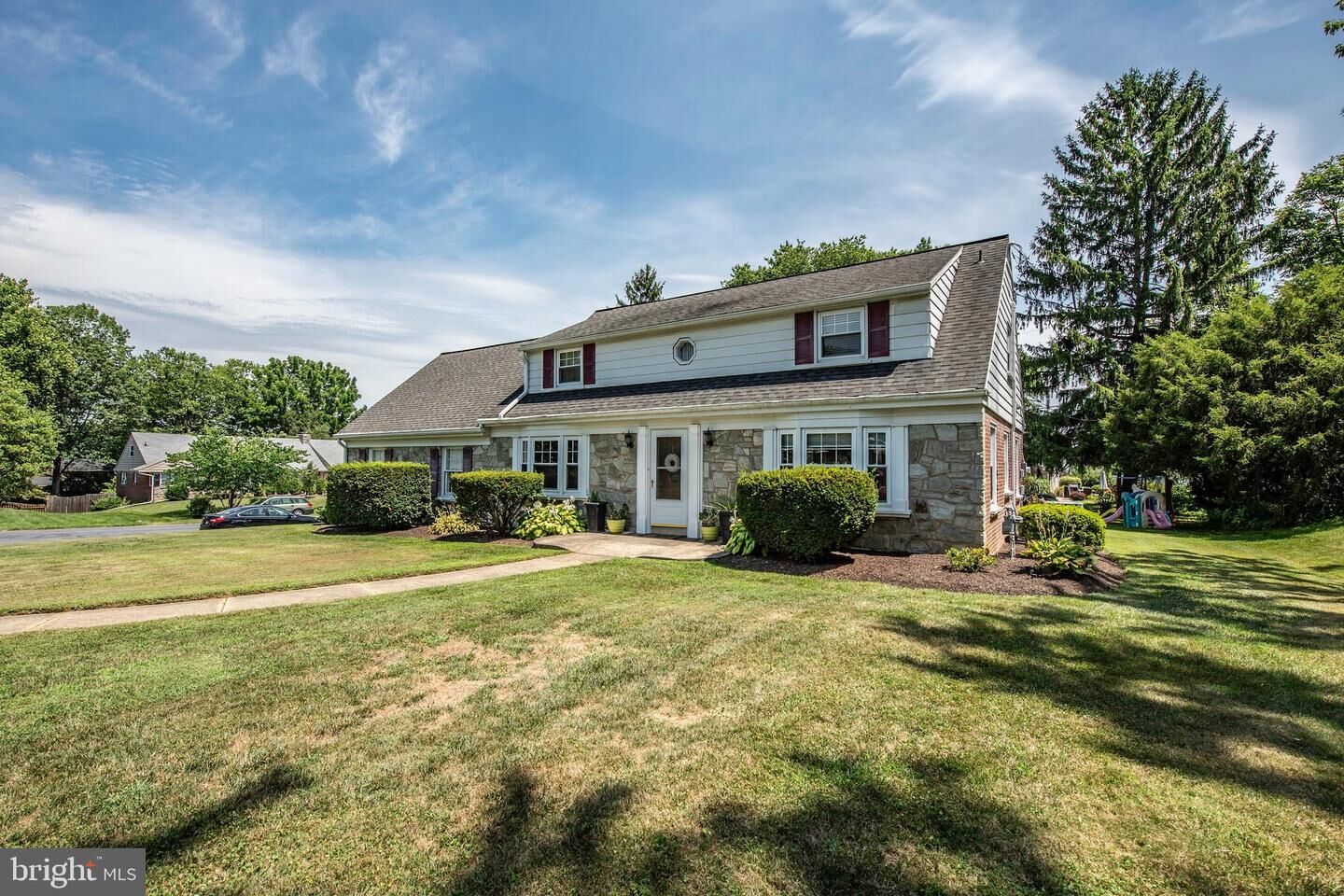 Property Photo:  1943 Harclay Place  PA 17601 