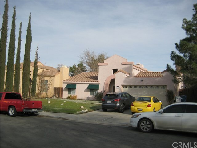 Property Photo:  36860 Summerholly Circle  CA 93550 