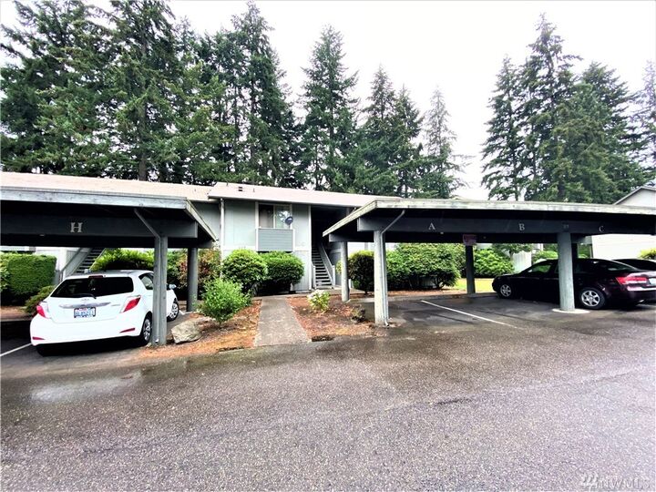 Property Photo:  117 S 340th Street C  WA 98003 