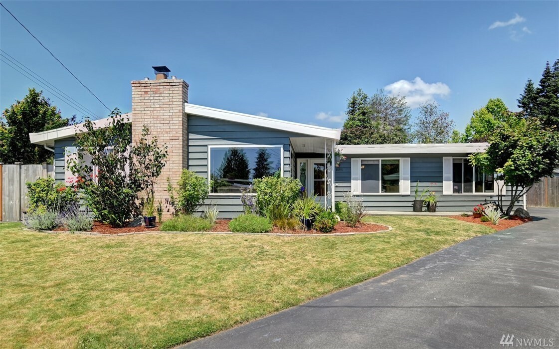 Property Photo: 20911 81st Place W WA 98026
