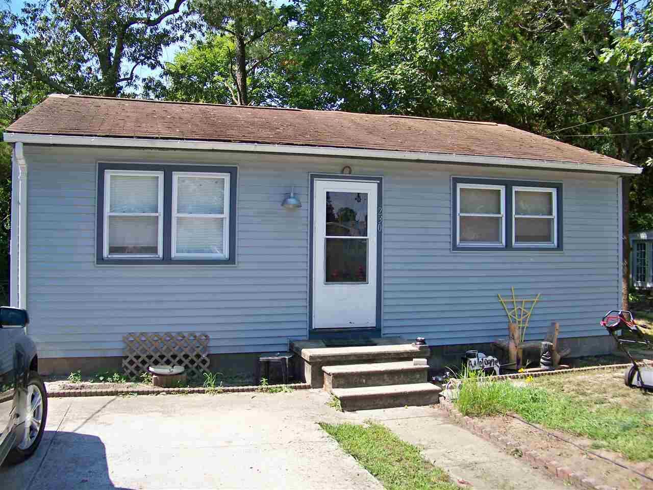 Property Photo:  230 E Pacific  NJ 08251 