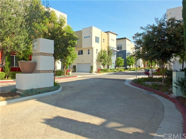 Property Photo: 5751 Acacia Lane CA 90712