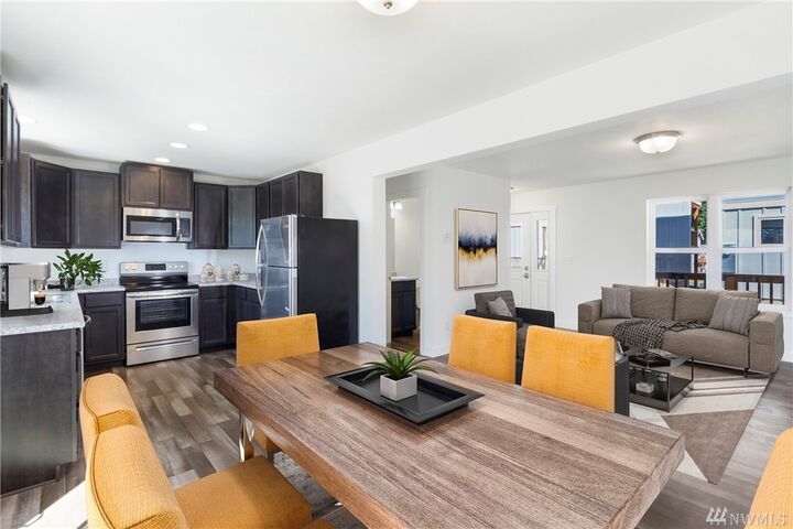 Property Photo:  593 Finnegan Wy  WA 98250 