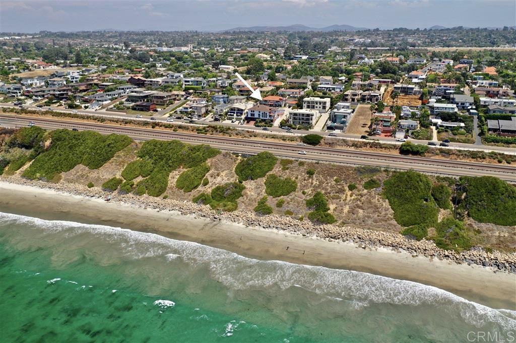 Property Photo: 1425 San Elijo Ave B CA 92007