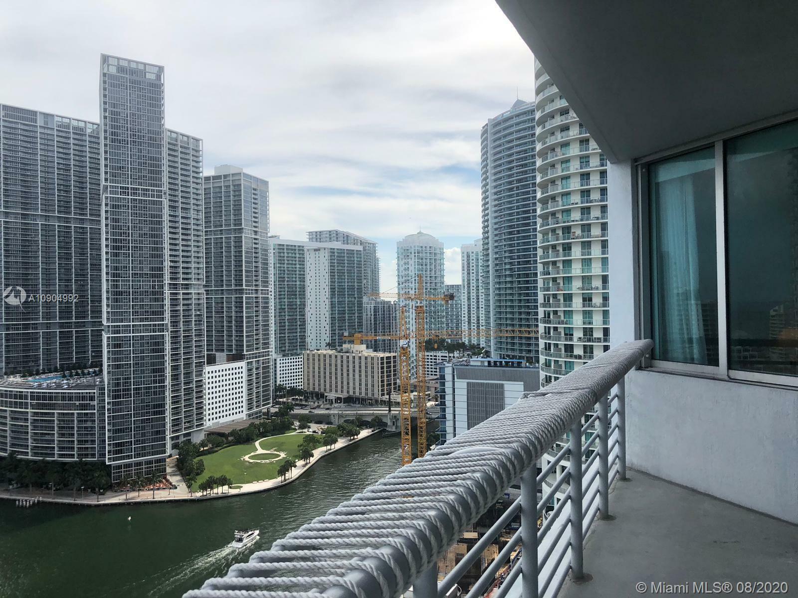 Property Photo:  325 S Biscayne Blvd 2819  FL 33131 