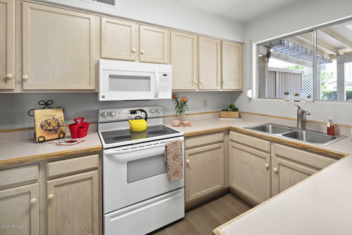 Property Photo:  8019 E Frito Drive  AZ 85208 