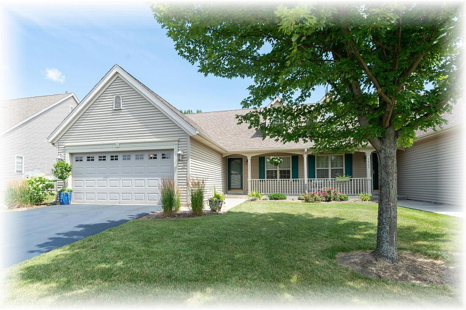 Property Photo:  1401 Groves Ln  WI 53182 