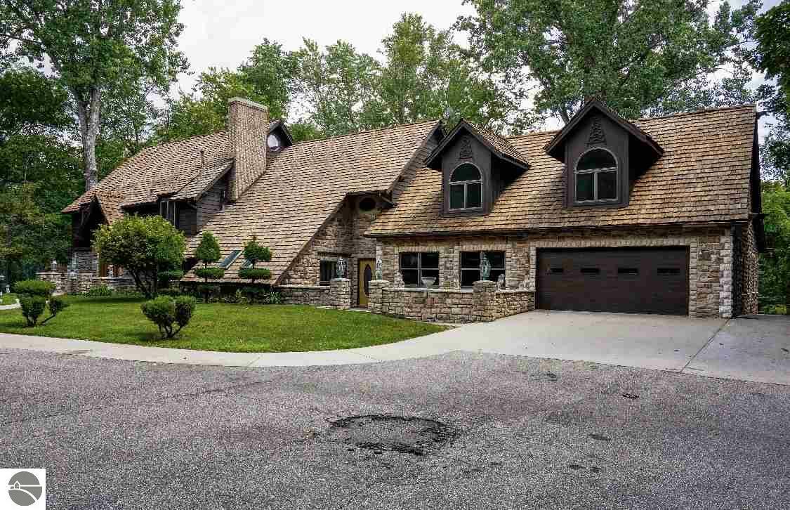 670 Aspen Court  Mt Pleasant MI 48858 photo