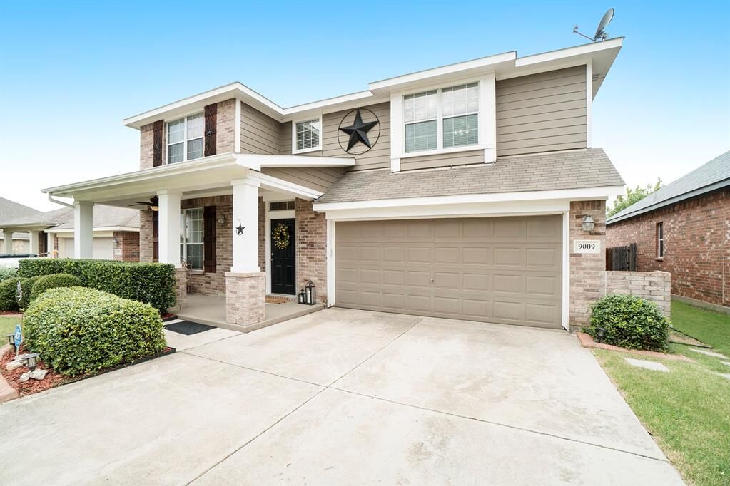 Property Photo:  9009 Trail Blazer Drive  TX 76131 