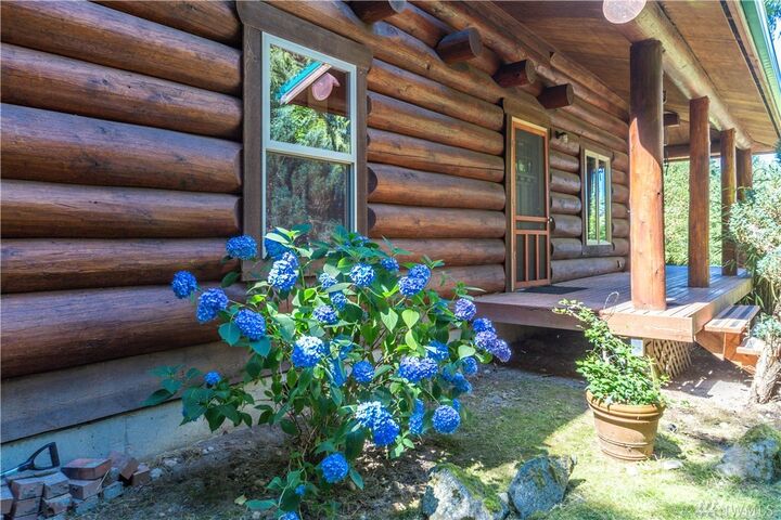 Property Photo:  352  Fawn Meadow Road  WA 98325 