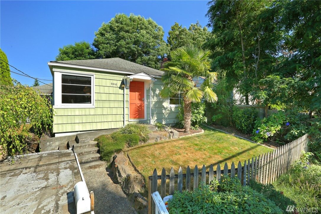 Property Photo: 9416 5th Avenue NE WA 98115