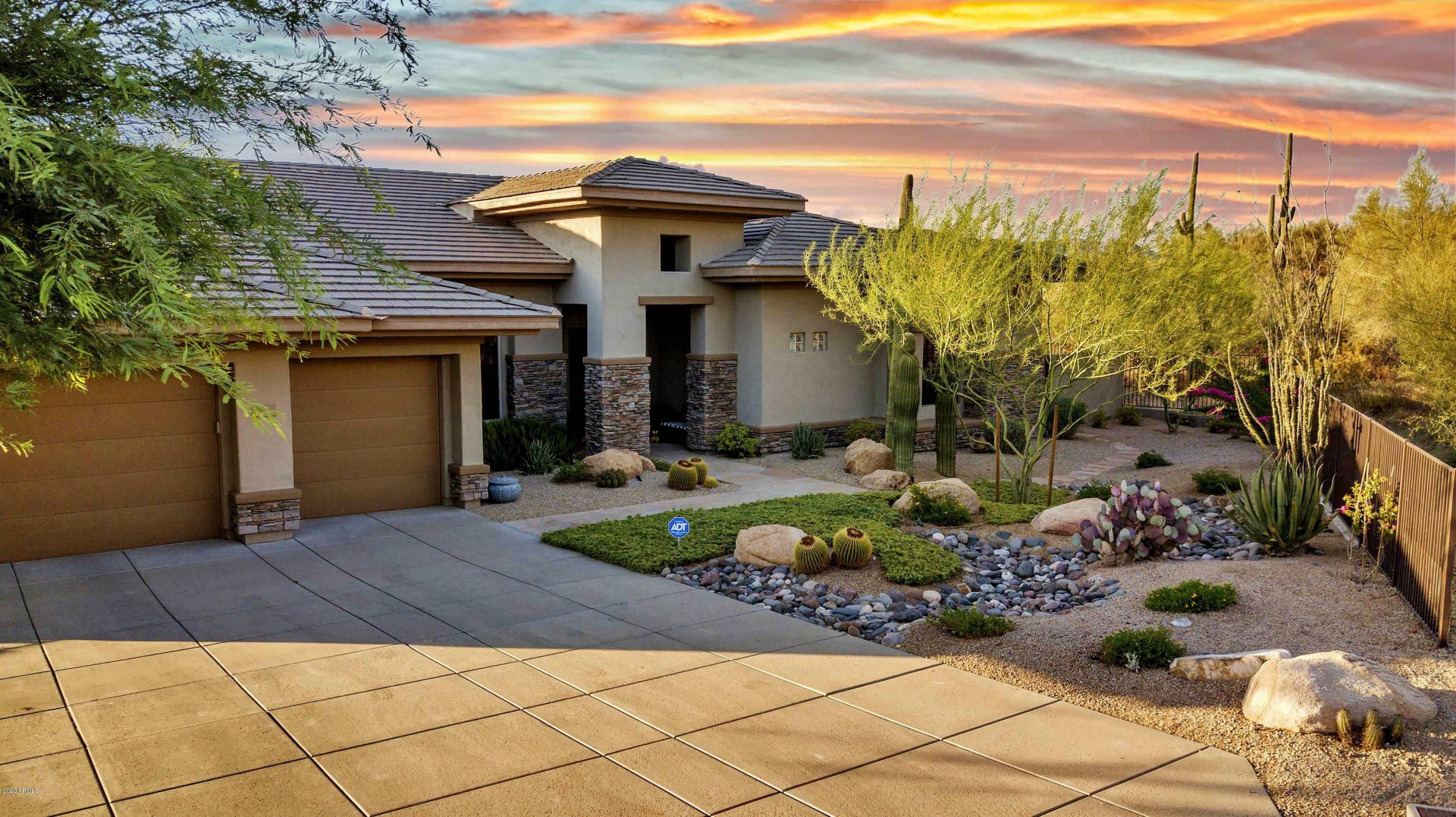 Property Photo: 7906 E Balao Drive AZ 85266