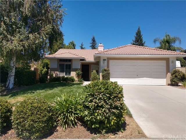 33554 Terrie Way  Yucaipa CA 92399 photo