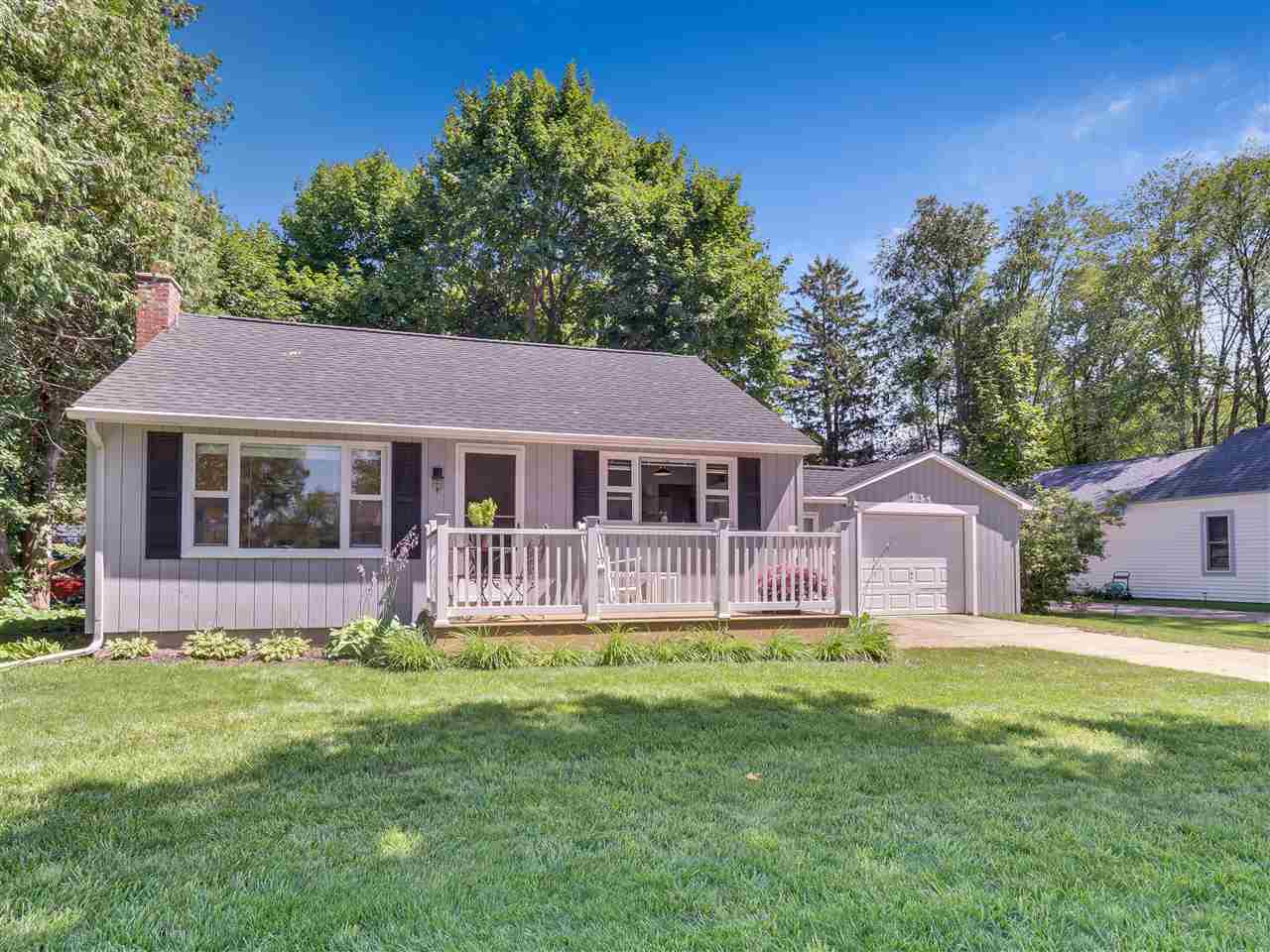Property Photo: 334 N Park MI 49712