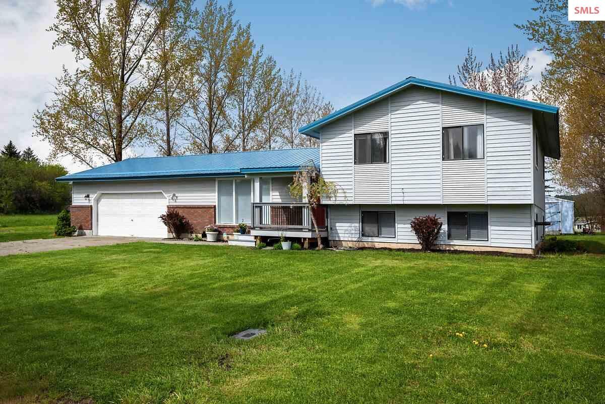 Property Photo: 103 5th St ID 83851