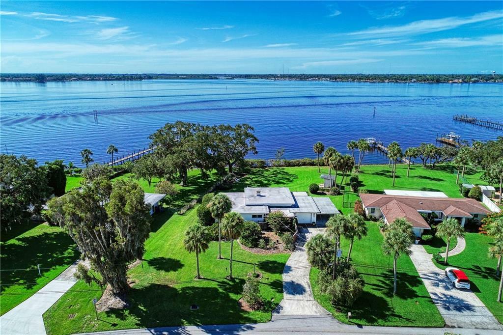 Property Photo:  361 Shore Drive  FL 34222 