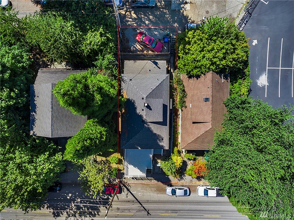 Property Photo: 325 19th Ave E WA 98112