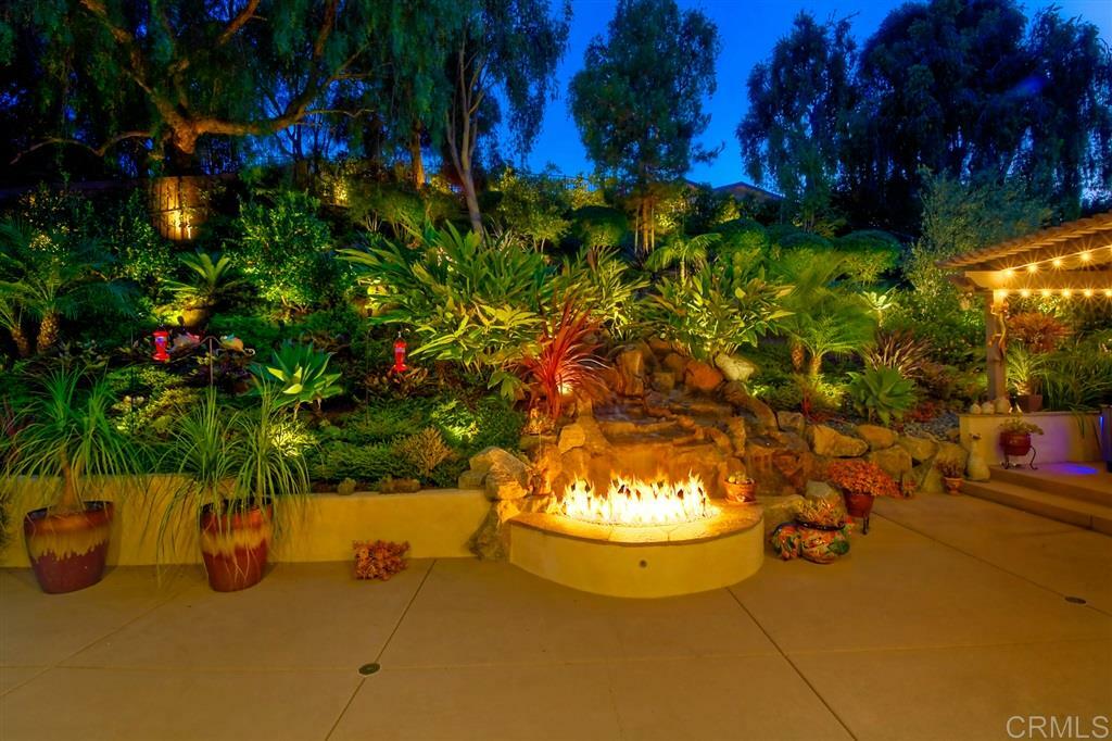 Property Photo: 5456-58 Reef Cir CA 92008