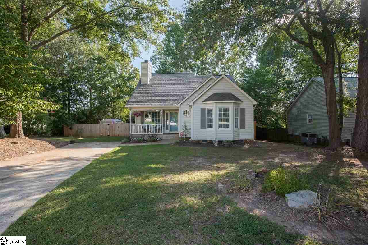 Property Photo:  8 Fieldcrest Court  SC 29681 