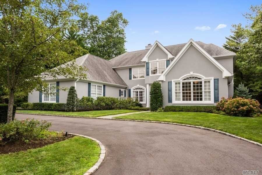 Property Photo:  7 Morgan Lane  NY 11560 