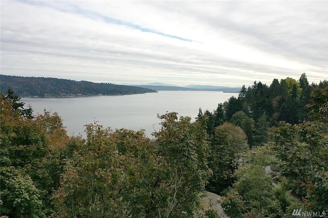 Property Photo:  14014 41st Ave NE  WA 98125 