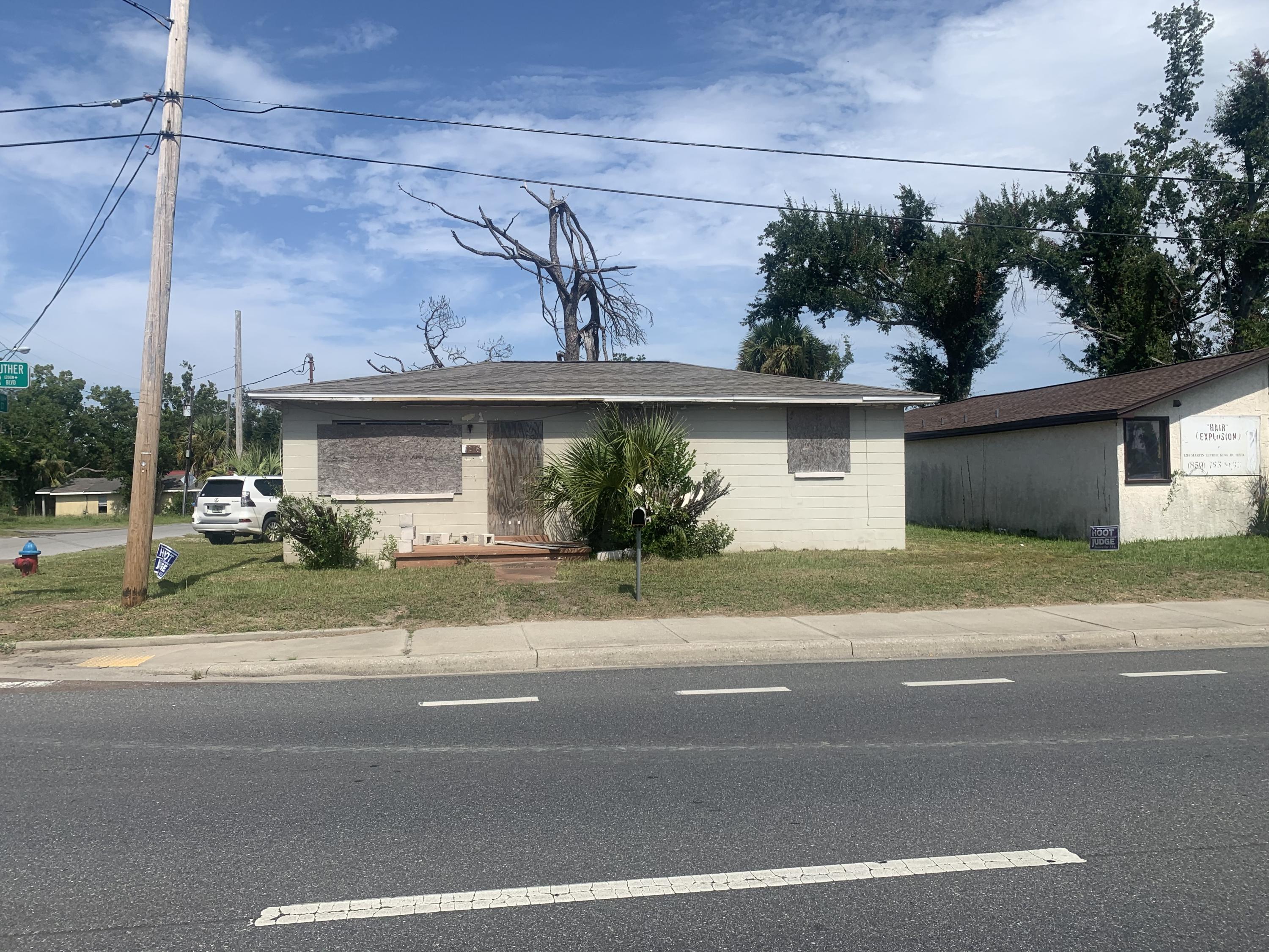 Property Photo: 1216 Martin Luther King Jr Boulevard FL 32401