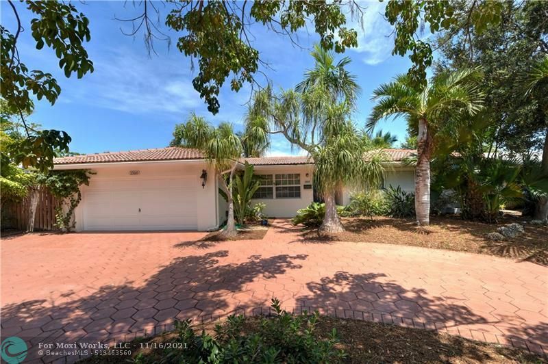 Property Photo:  2500 NE 17th Ter  FL 33305 