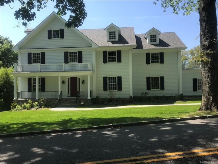 29 Osceola Avenue  Dobbs Ferry NY 10522 photo