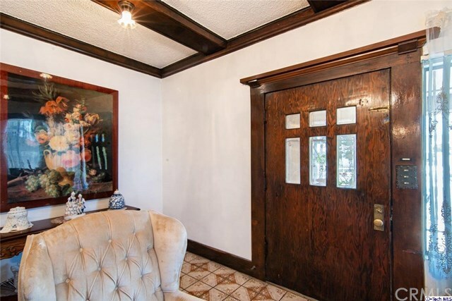 Property Photo: 743 N Edgemont Street CA 90029
