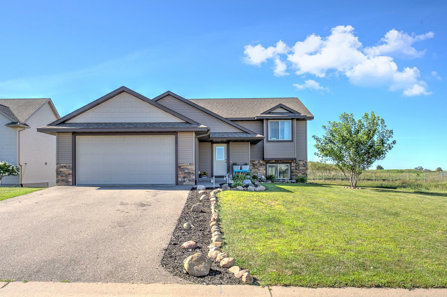 Property Photo: 1876 Cypress Trail WI 54017