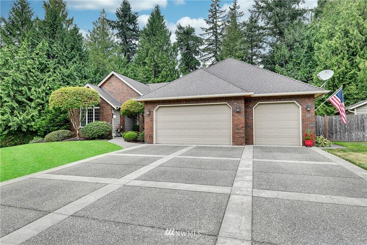Property Photo: 11706 2nd Drive NE WA 98271