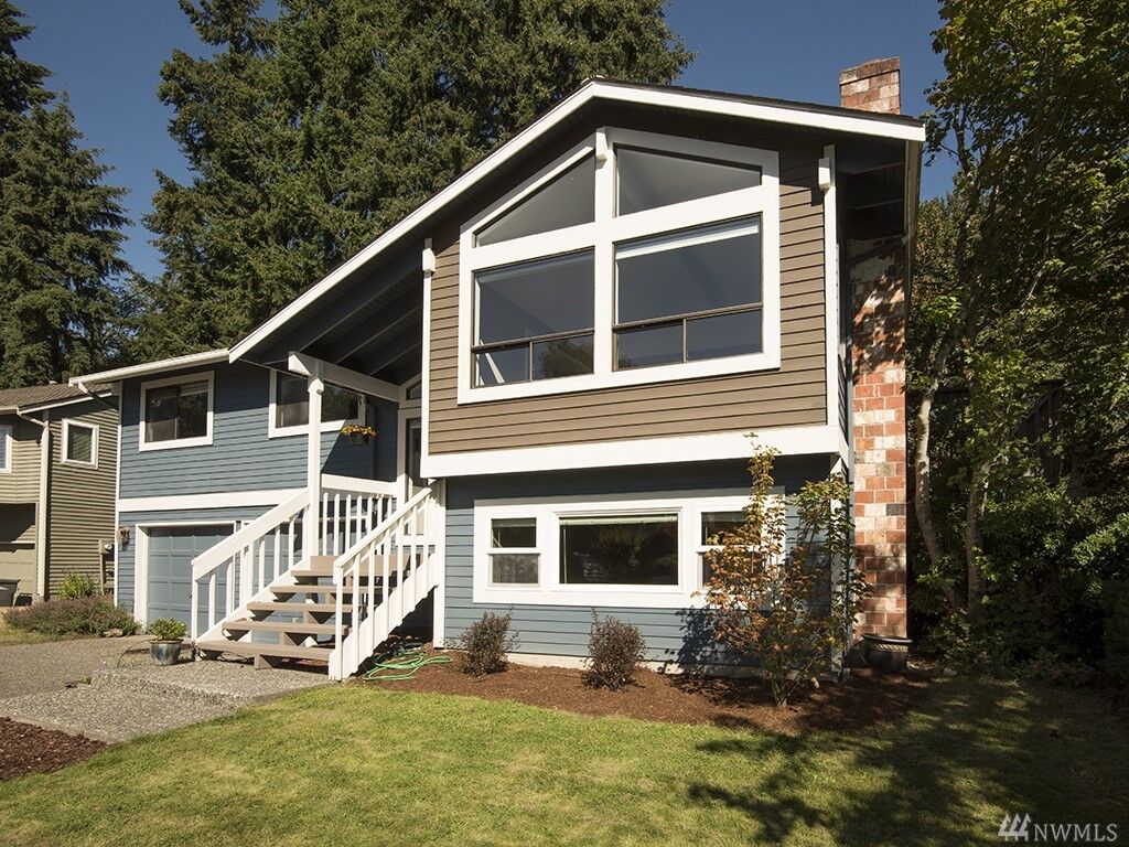 Property Photo: 14920 104th Avenue NE WA 98011