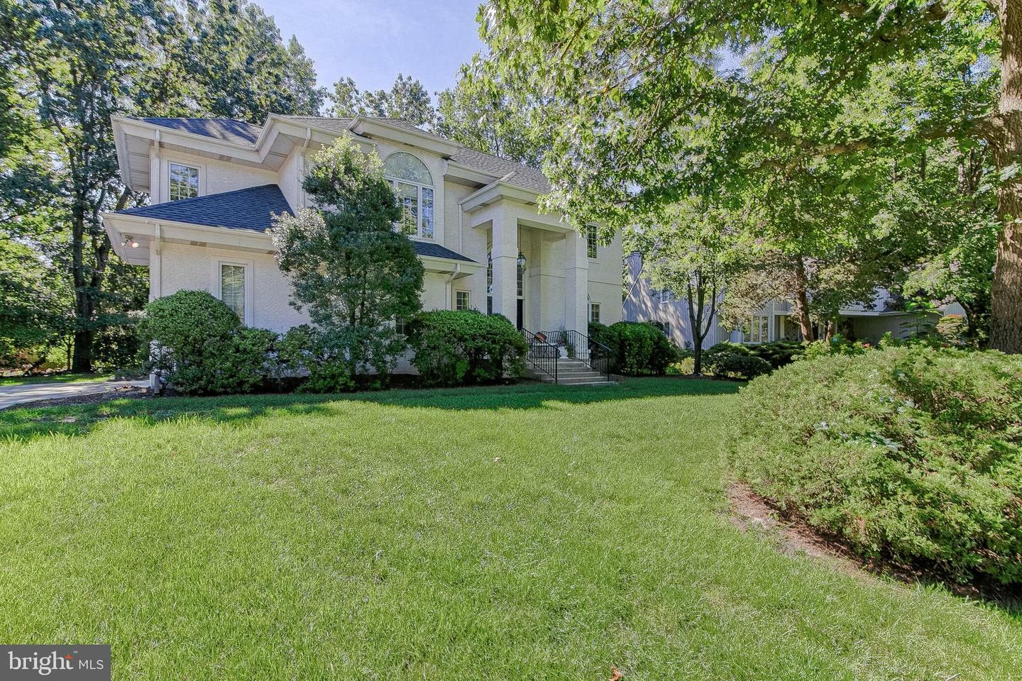 Property Photo:  12 Rancocas Lane  NJ 08055 