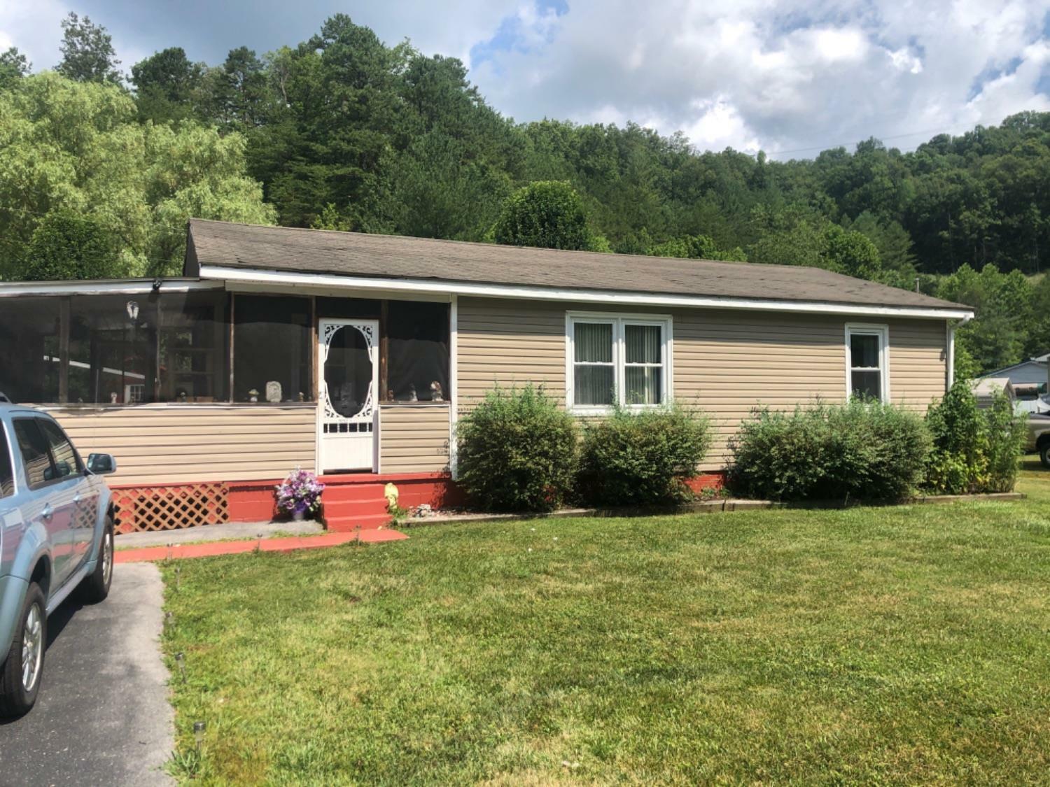 Property Photo:  299 Laurel Heights Rd  KY 40962 