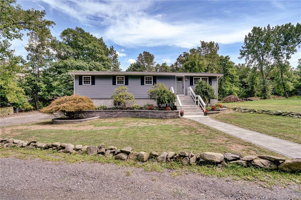 Property Photo:  26 Schofield Lane  NY 12518 