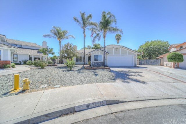 Property Photo:  25513 Serpens Court  CA 92586 