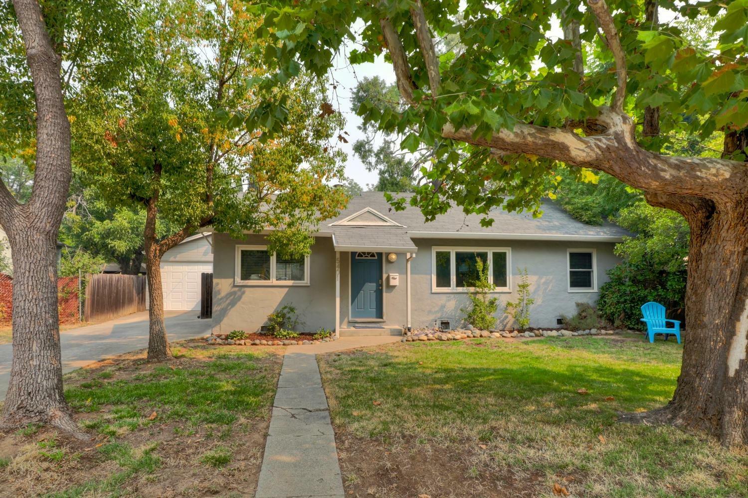 Property Photo:  5401 13th Avenue  CA 95820 