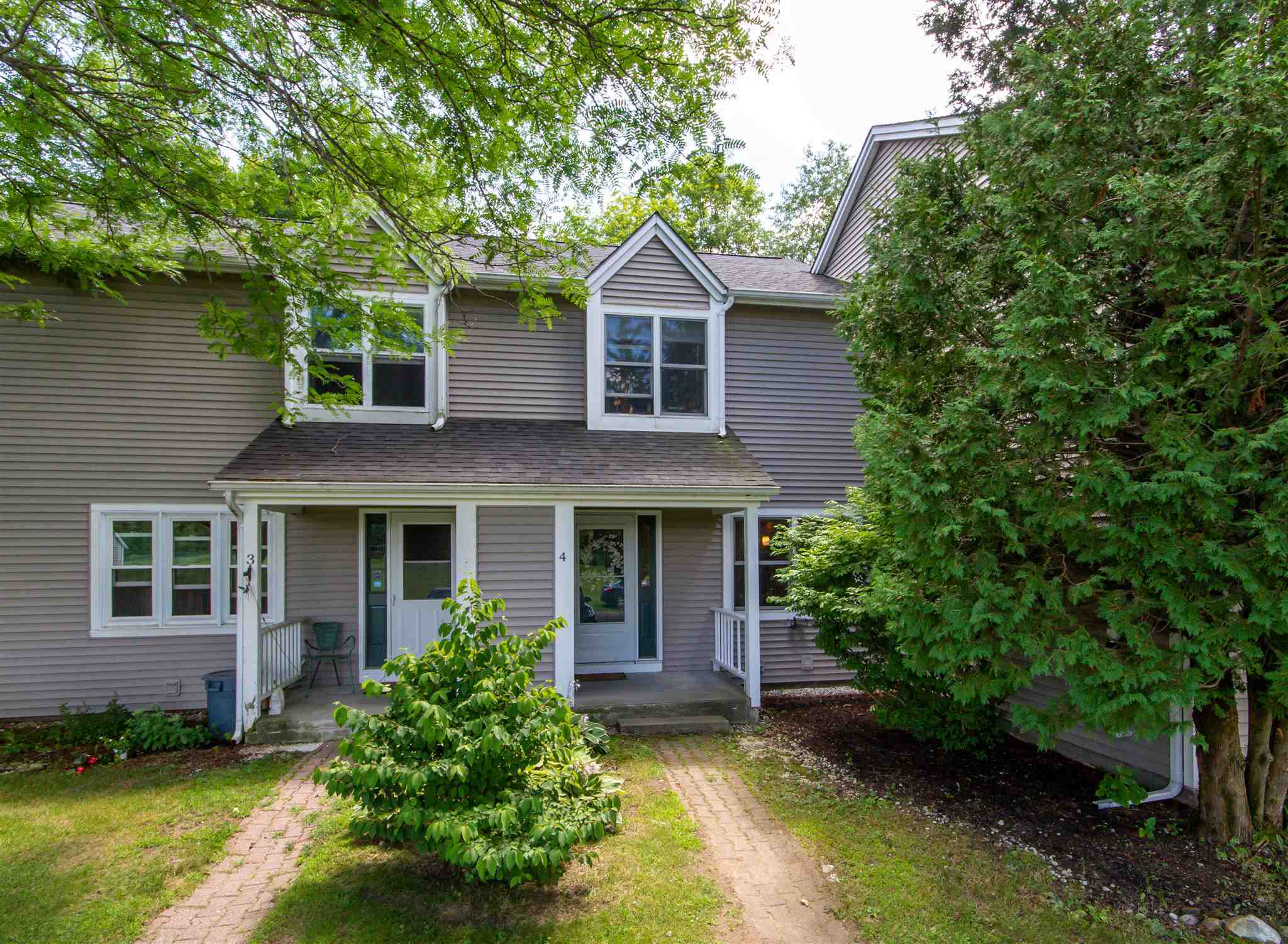 Property Photo:  77 West Country Club Drive 4  VT 05477 