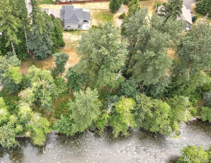 Property Photo: 23900 242nd Way SE WA 98038