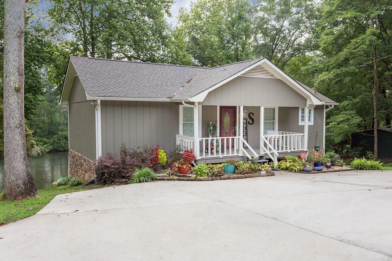 Property Photo:  858 Reynolds Bridge Road  TN 37307 