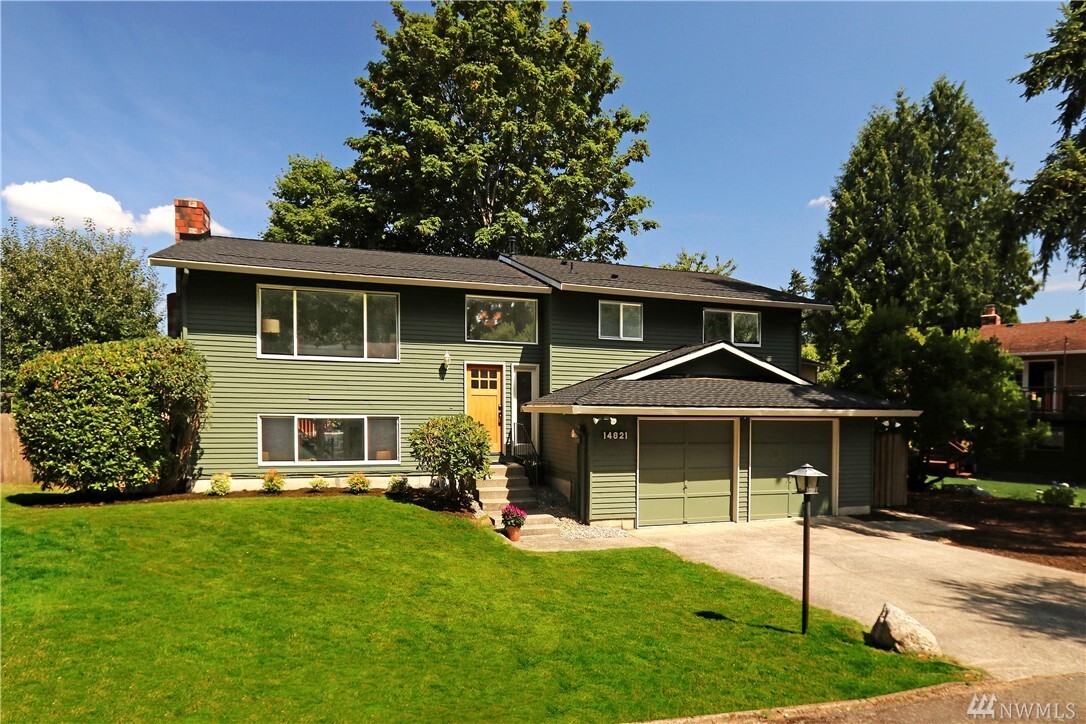 Property Photo:  14821  127th Avenue NE  WA 98072 