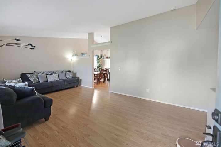 Property Photo: 10126 NE 56th Drive NE WA 98270