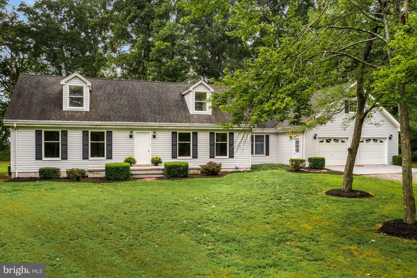 Property Photo:  1504 New Hope Road  VA 22625 